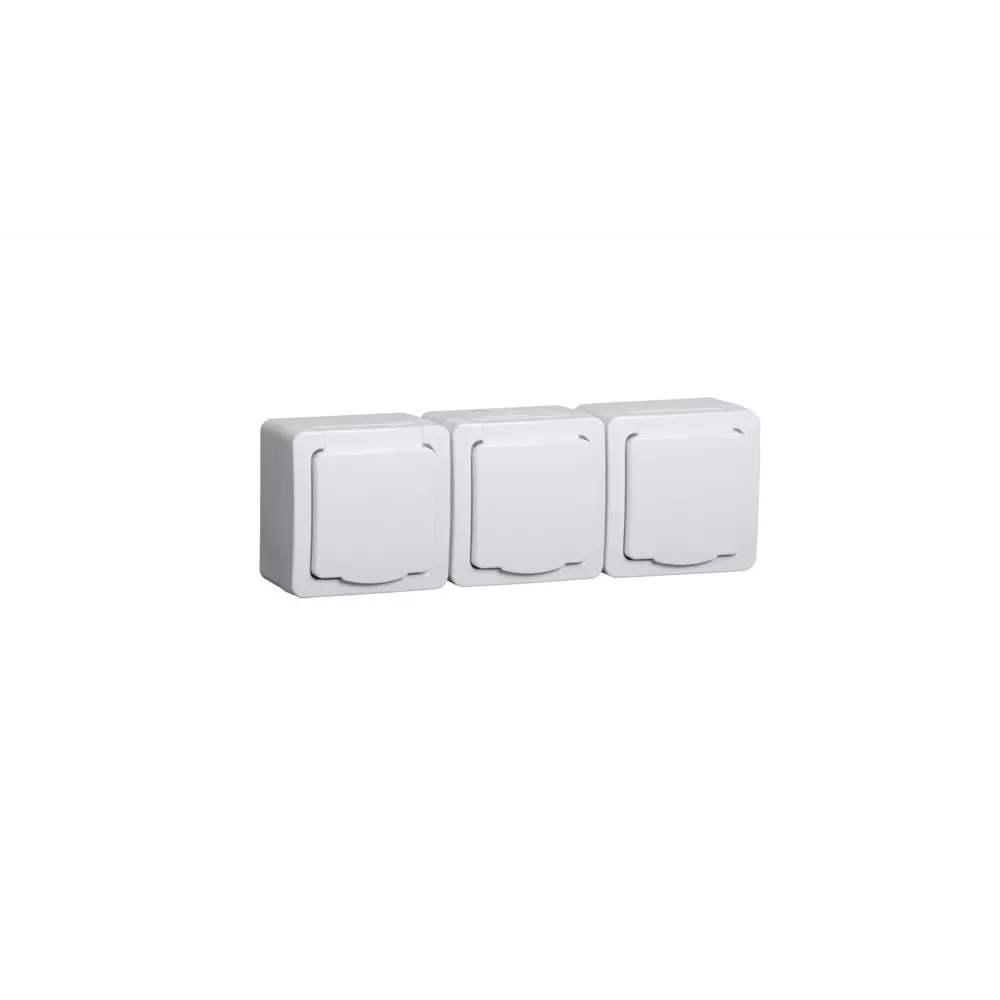 Фото Розетка тройная накладная Iek Гермес Plus ERMP32-K01-16-54-EC с заземлением цвет белый Фото Розетка тройная накладная Iek Гермес Plus ERMP32-K01-16-54-EC с заземлением цвет белый