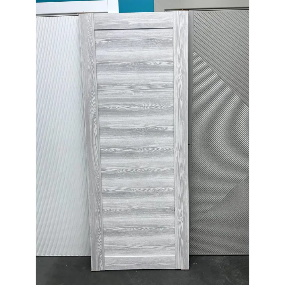 Фото 3 Комплект межкомнатной двери Wanmark D 1 глухая 190x60см ПВХ цвет ясень ривьера айс с коробом и наличниками Фото 3 Комплект межкомнатной двери Wanmark D 1 глухая 190x60см ПВХ цвет ясень ривьера айс с коробом и наличниками