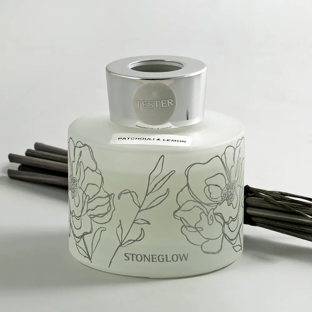 Фото 3 Аромадиффузор Stoneglow 120 мл Пачули, лимон Фото 3 Аромадиффузор Stoneglow 120 мл Пачули, лимон