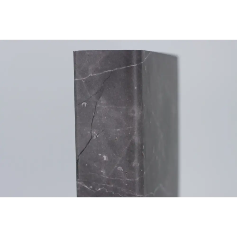 Фото 4 Ремонтная накладка на подоконник ПВХ Комбиг 1500x450x2.5мм мрамор светло-серый матовый капинос 35мм