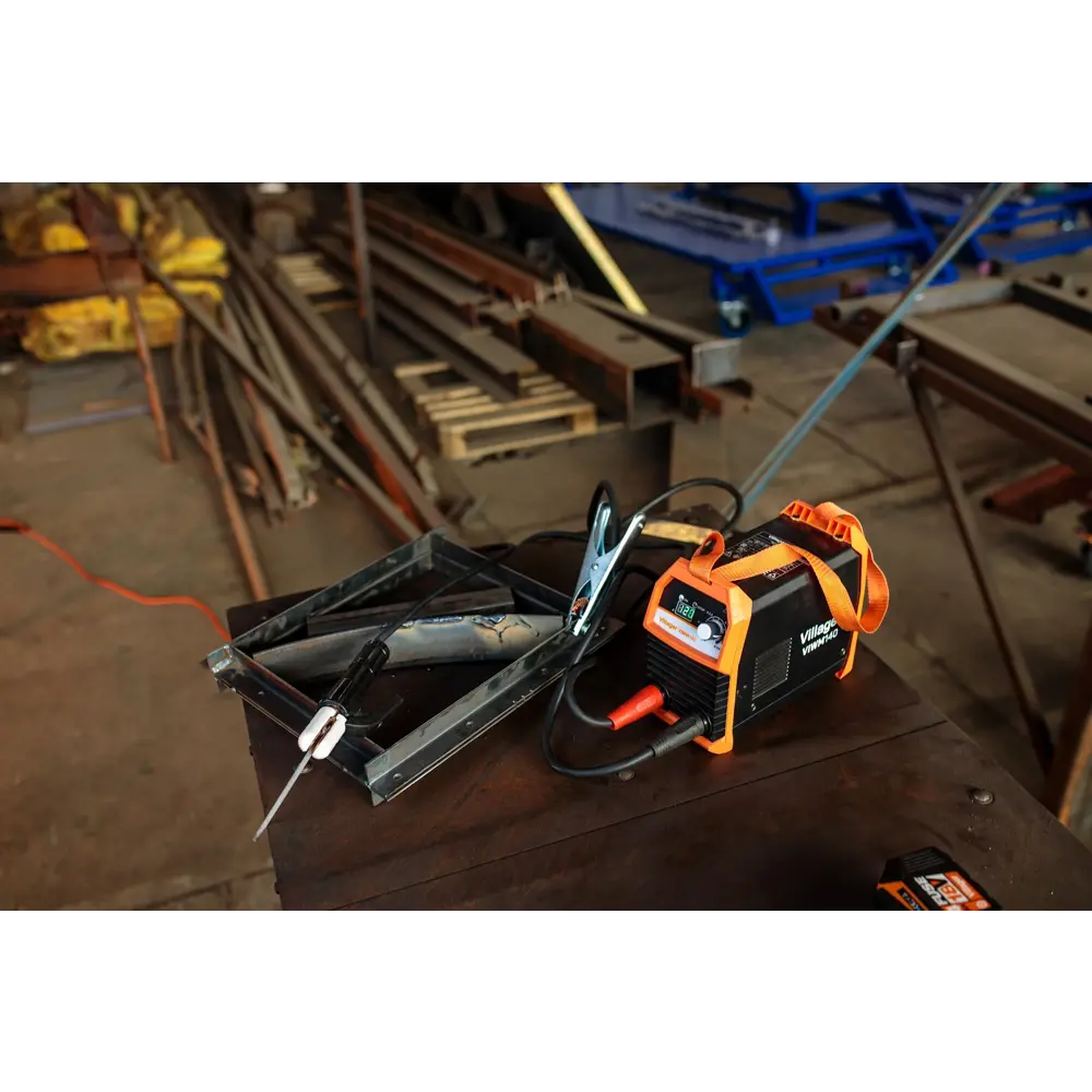 Фото 9 Сварочный аппарат инверторный Villager VIWM 140, 140 А, до 1.6 мм Фото 9 Сварочный аппарат инверторный Villager VIWM 140, 140 А, до 1.6 мм