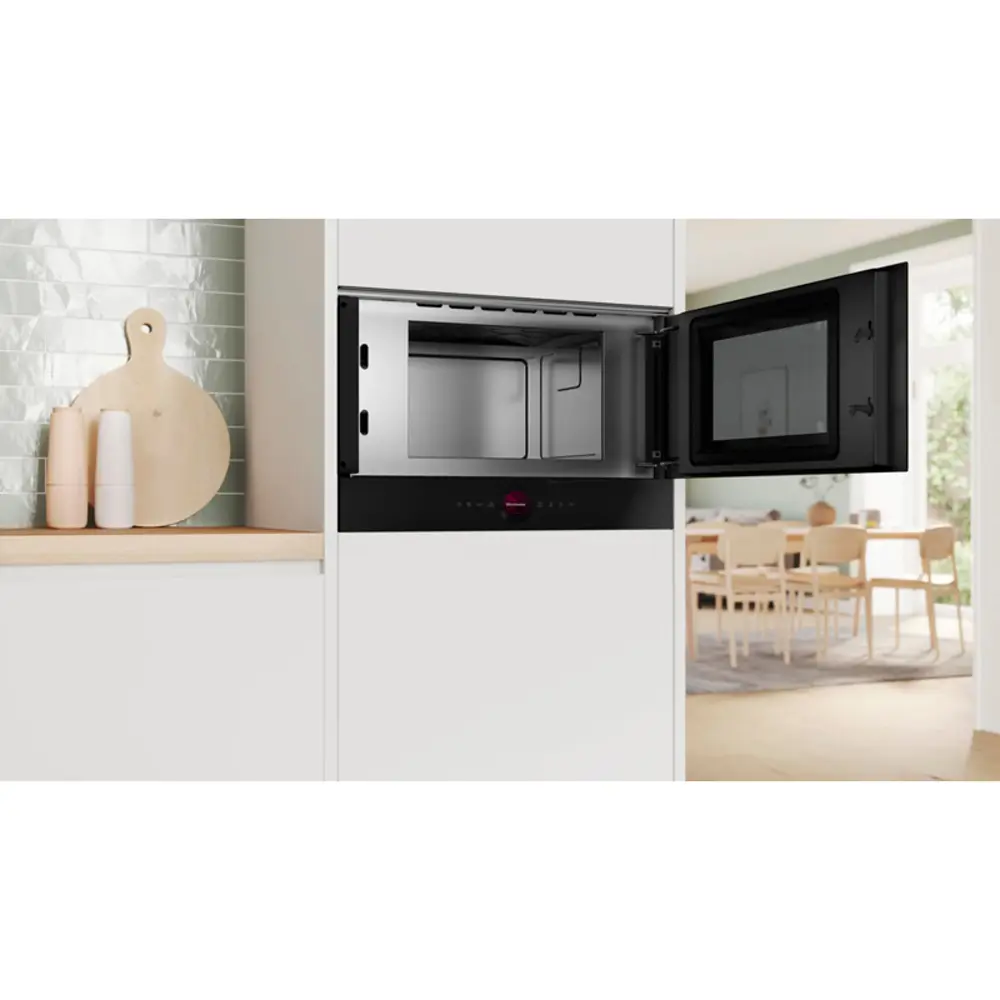 Фото 4 Встраиваемая микроволновая печь Bosch SS-46U 21 л 59.4x38.2x31.8 см цвет черный. Фото 4 Встраиваемая микроволновая печь Bosch SS-46U 21 л 59.4x38.2x31.8 см цвет черный.