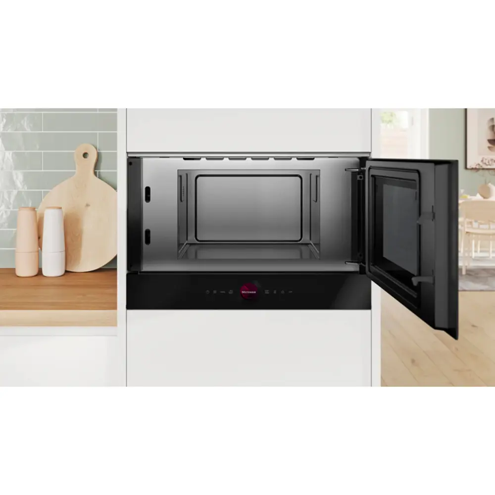 Фото 3 Встраиваемая микроволновая печь Bosch SS-46U 21 л 59.4x38.2x31.8 см цвет черный. Фото 3 Встраиваемая микроволновая печь Bosch SS-46U 21 л 59.4x38.2x31.8 см цвет черный.
