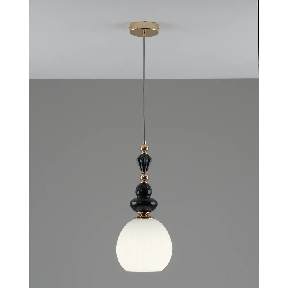 Фото 8 Светильник подвесной Moderli Charm V11178-1p 1 лампа 3 м² цвет белый, черный, золотой Фото 8 Светильник подвесной Moderli Charm V11178-1p 1 лампа 3 м² цвет белый, черный, золотой