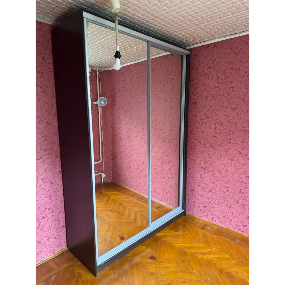 Фото 5 Шкаф-купе Клевер Атина с 2 дверями 240x180х50 см 6 полок ЛДСП цвет венге зеркальный Фото 5 Шкаф-купе Клевер Атина с 2 дверями 240x180х50 см 6 полок ЛДСП цвет венге зеркальный