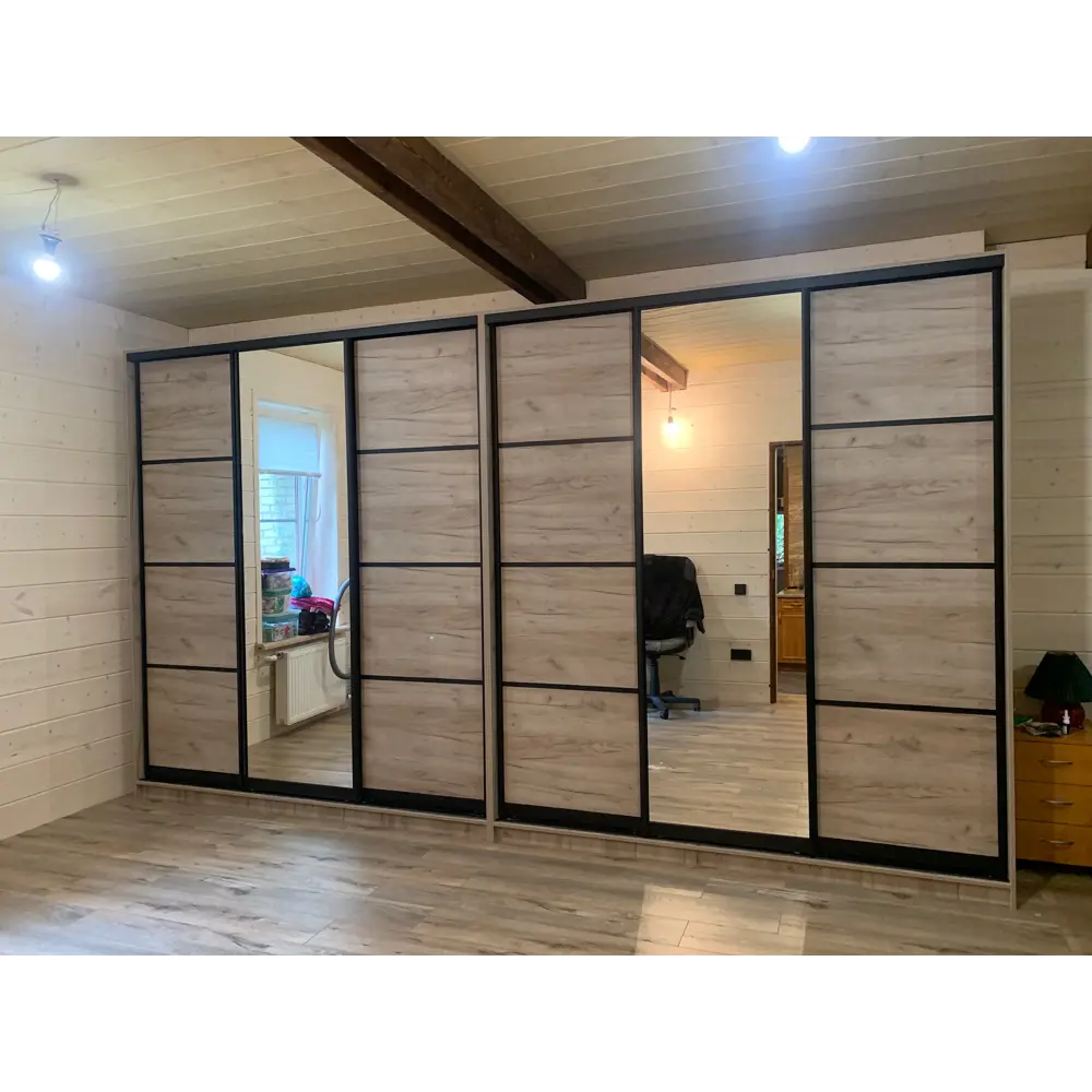 Фото 7 Шкаф-купе Клевер Атина с 3 дверями и зеркалом 240x210х45 см 9 полок ЛДСП цвет дуб крафт серый Фото 7 Шкаф-купе Клевер Атина с 3 дверями и зеркалом 240x210х45 см 9 полок ЛДСП цвет дуб крафт серый