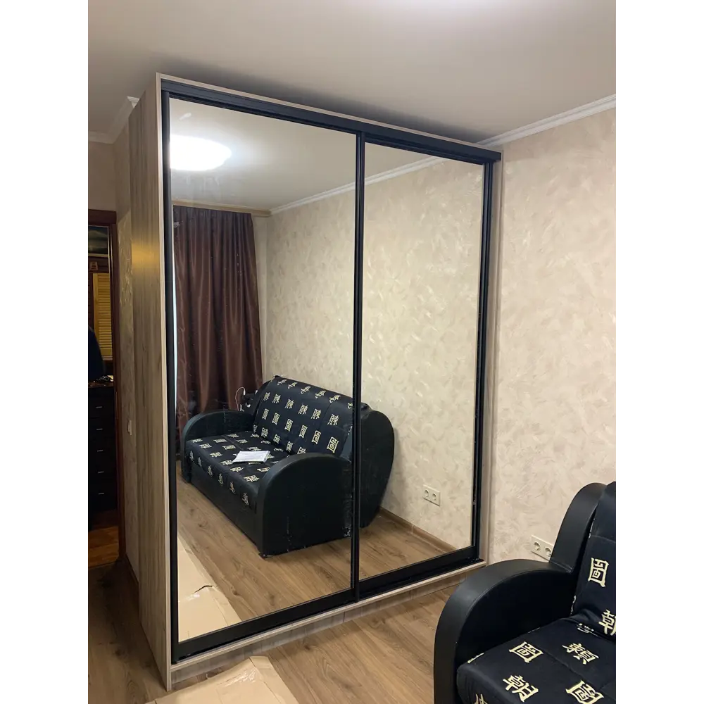 Фото 5 Шкаф-купе Клевер Атина с 2 дверями 240x130х65 см 6 полок ЛДСП цвет дуб крафт серый зеркальный Фото 5 Шкаф-купе Клевер Атина с 2 дверями 240x130х65 см 6 полок ЛДСП цвет дуб крафт серый зеркальный