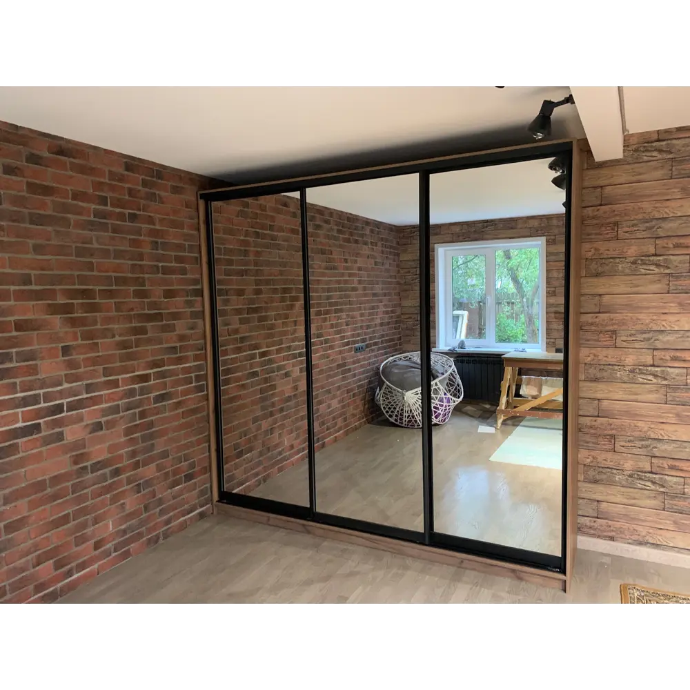 Фото 4 Шкаф-купе Клевер Атина с 3 дверями 240x250х65 см 9 полок ЛДСП цвет дуб крафт табак зеркальный Фото 4 Шкаф-купе Клевер Атина с 3 дверями 240x250х65 см 9 полок ЛДСП цвет дуб крафт табак зеркальный