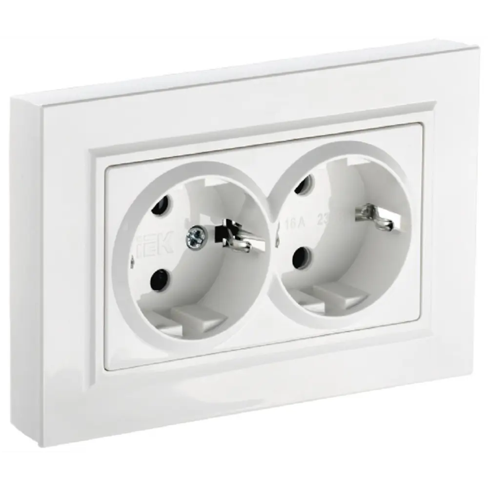 Фото Розетка двойная встраиваемая Iek Brite BR-R24-16-K01-F с заземлением цвет белый Фото Розетка двойная встраиваемая Iek Brite BR-R24-16-K01-F с заземлением цвет белый