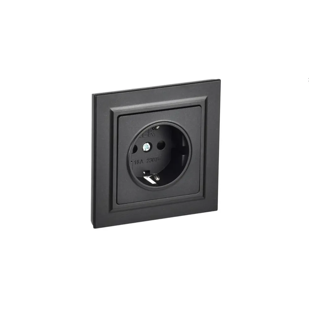 Фото Розетка встраиваемая Iek Brite BR-R14-16-K02-F с заземлением и шторками цвет черный Фото Розетка встраиваемая Iek Brite BR-R14-16-K02-F с заземлением и шторками цвет черный
