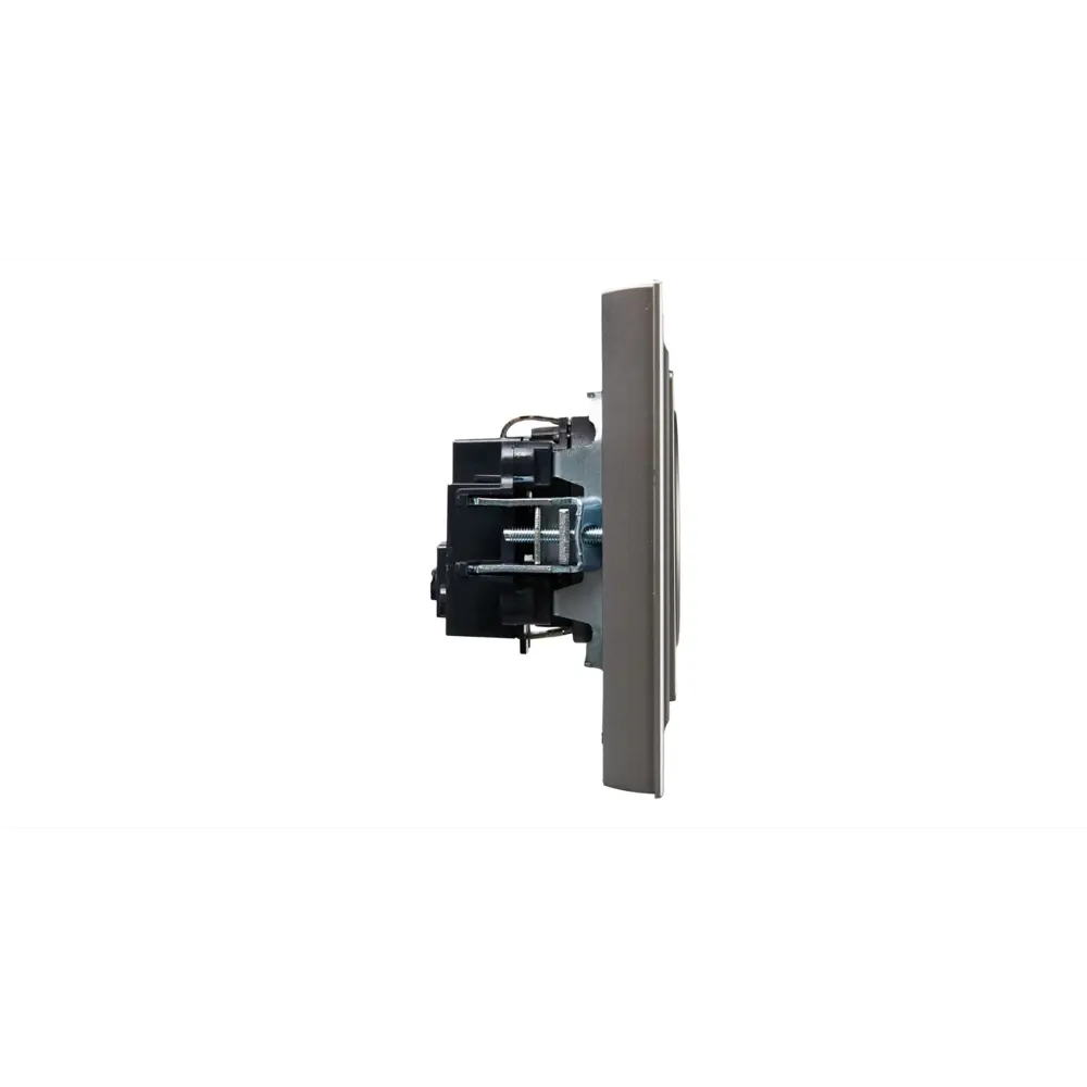 Фото 4 Розетка встраиваемая Iek Brite BR-R14-16-K46-F с заземлением и со шторками цвет сталь Фото 4 Розетка встраиваемая Iek Brite BR-R14-16-K46-F с заземлением и со шторками цвет сталь