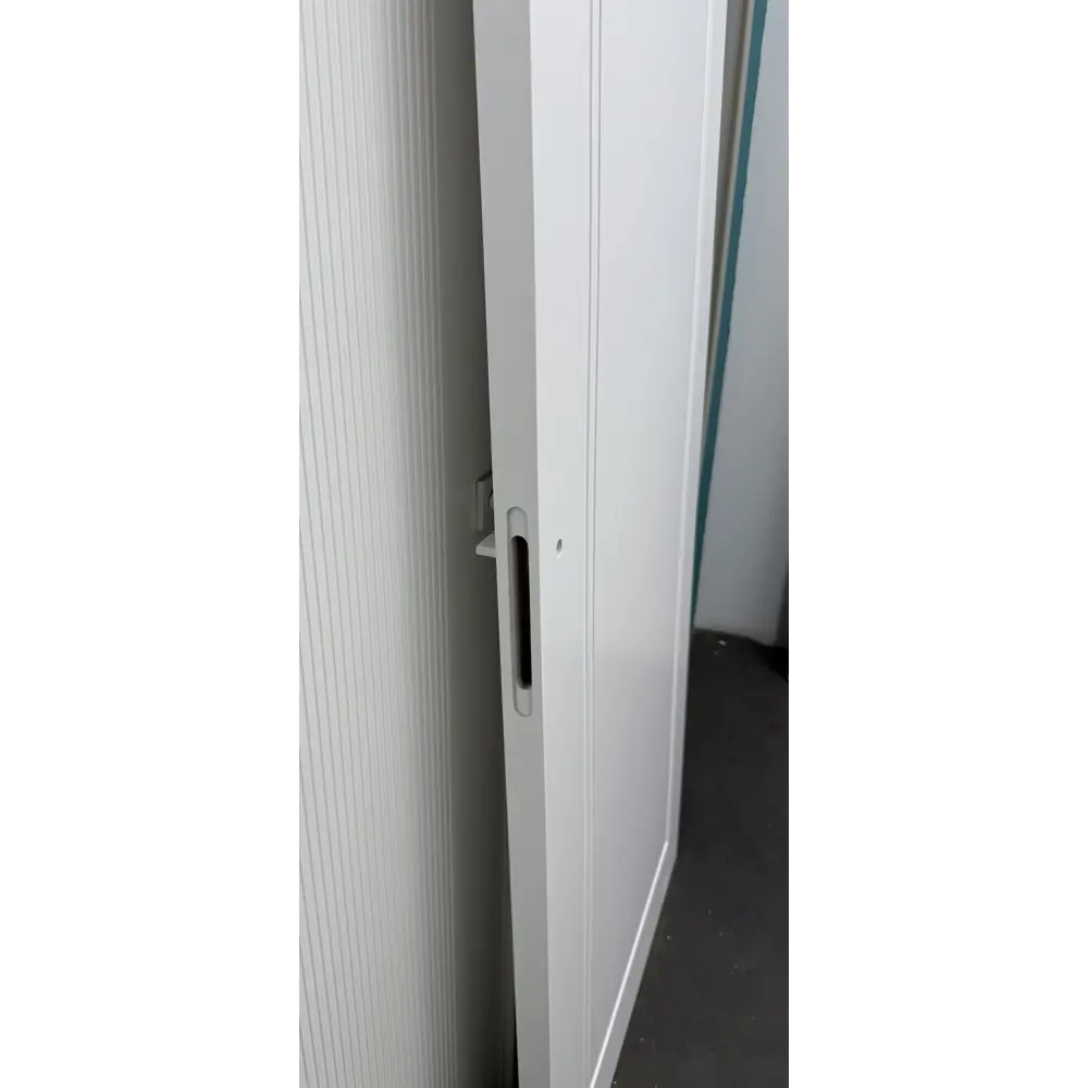 Фото 7 Дверь межкомнатная Wanmark Стефани-11 глухая 60х200см эмаль цвет белый с замком и петлями Фото 7 Дверь межкомнатная Wanmark Стефани-11 глухая 60х200см эмаль цвет белый с замком и петлями