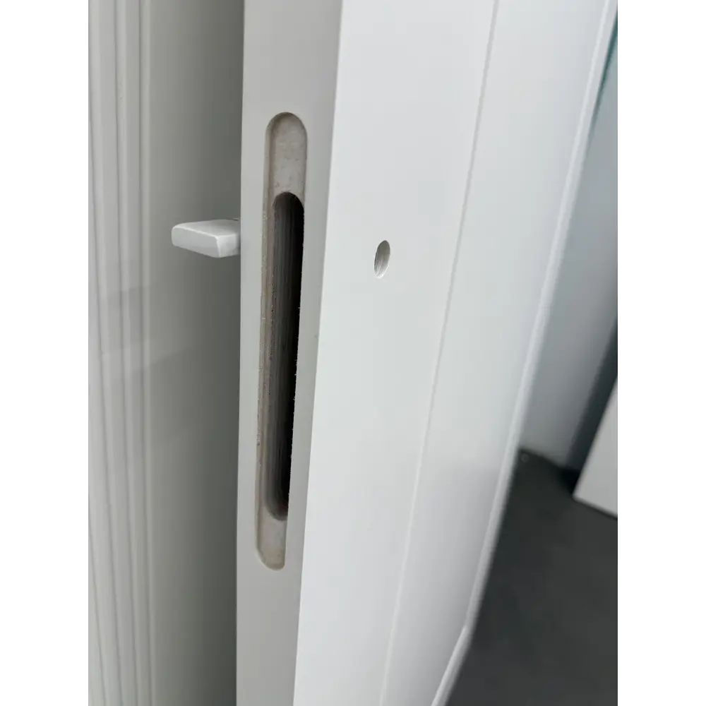 Фото 7 Дверь межкомнатная Wanmark Стефани-1 глухая 60х190см эмаль цвет белый с замком и петлями Фото 7 Дверь межкомнатная Wanmark Стефани-1 глухая 60х190см эмаль цвет белый с замком и петлями