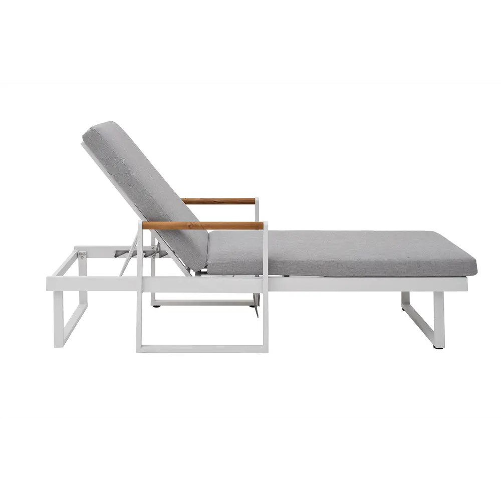 Фото 2 Шезлонг с подушкой Joygarden из алюминия MAYA белый Фото 2 Шезлонг с подушкой Joygarden из алюминия MAYA белый