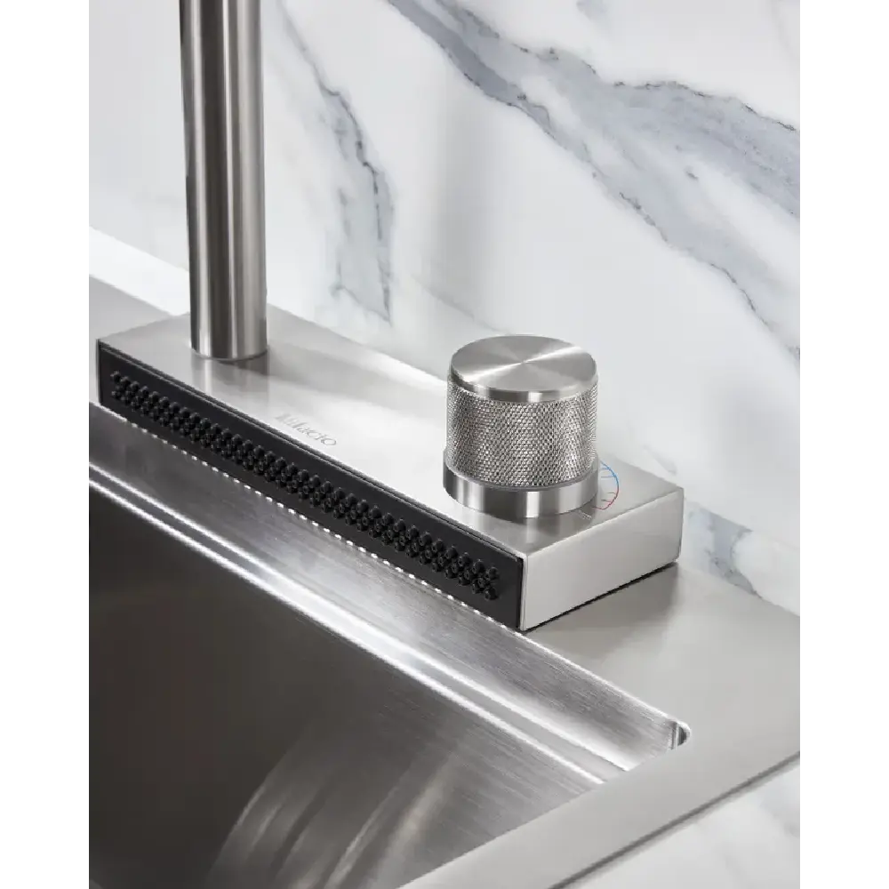 Фото 11 Смеситель для кухни однорычажный Milacio Mcu.556.ss излив 18.6 см цвет нержавеющая сталь Фото 11 Смеситель для кухни однорычажный Milacio Mcu.556.ss излив 18.6 см цвет нержавеющая сталь