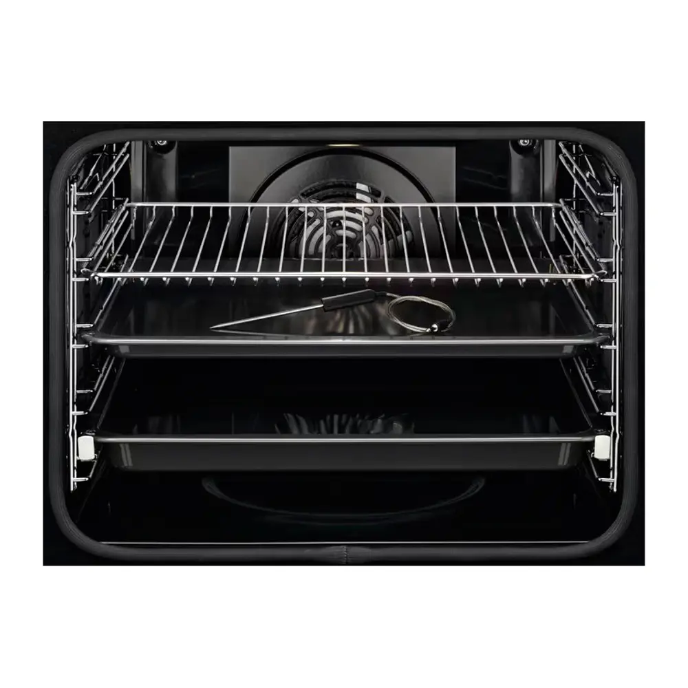 Фото 4 Встраиваемый духовой шкаф Electrolux EOE8P39WX 59.5х59.4х56.9 см цвет черный, нержавеющая сталь Фото 4 Встраиваемый духовой шкаф Electrolux EOE8P39WX 59.5х59.4х56.9 см цвет черный, нержавеющая сталь