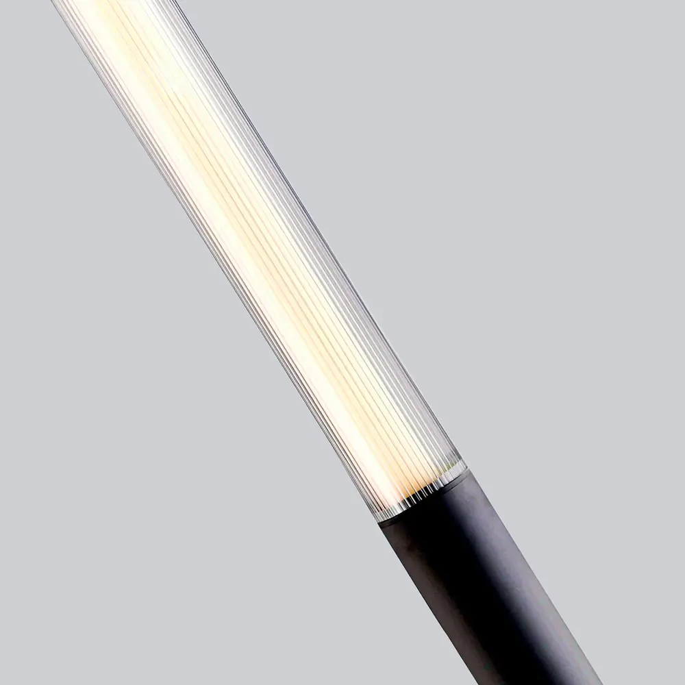 Фото 4 Фонарный столб уличный светодиодный Favourite 4393-3f 205 см теплый белый (желтый) свет цвет черный Фото 4 Фонарный столб уличный светодиодный Favourite 4393-3f 205 см теплый белый (желтый) свет цвет черный