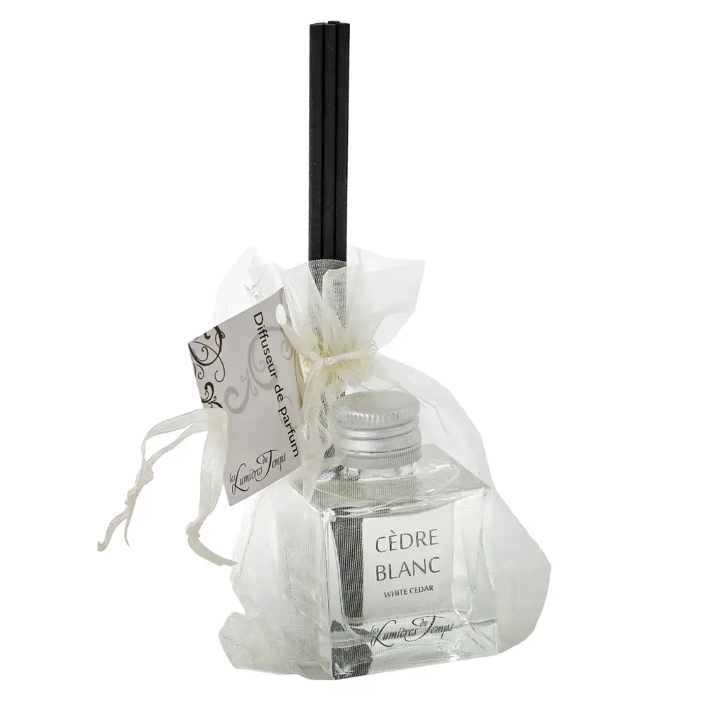 Фото Аромадиффузор Les lumieres du temps Белый кедр 50 мл Фото Аромадиффузор Les lumieres du temps Белый кедр 50 мл
