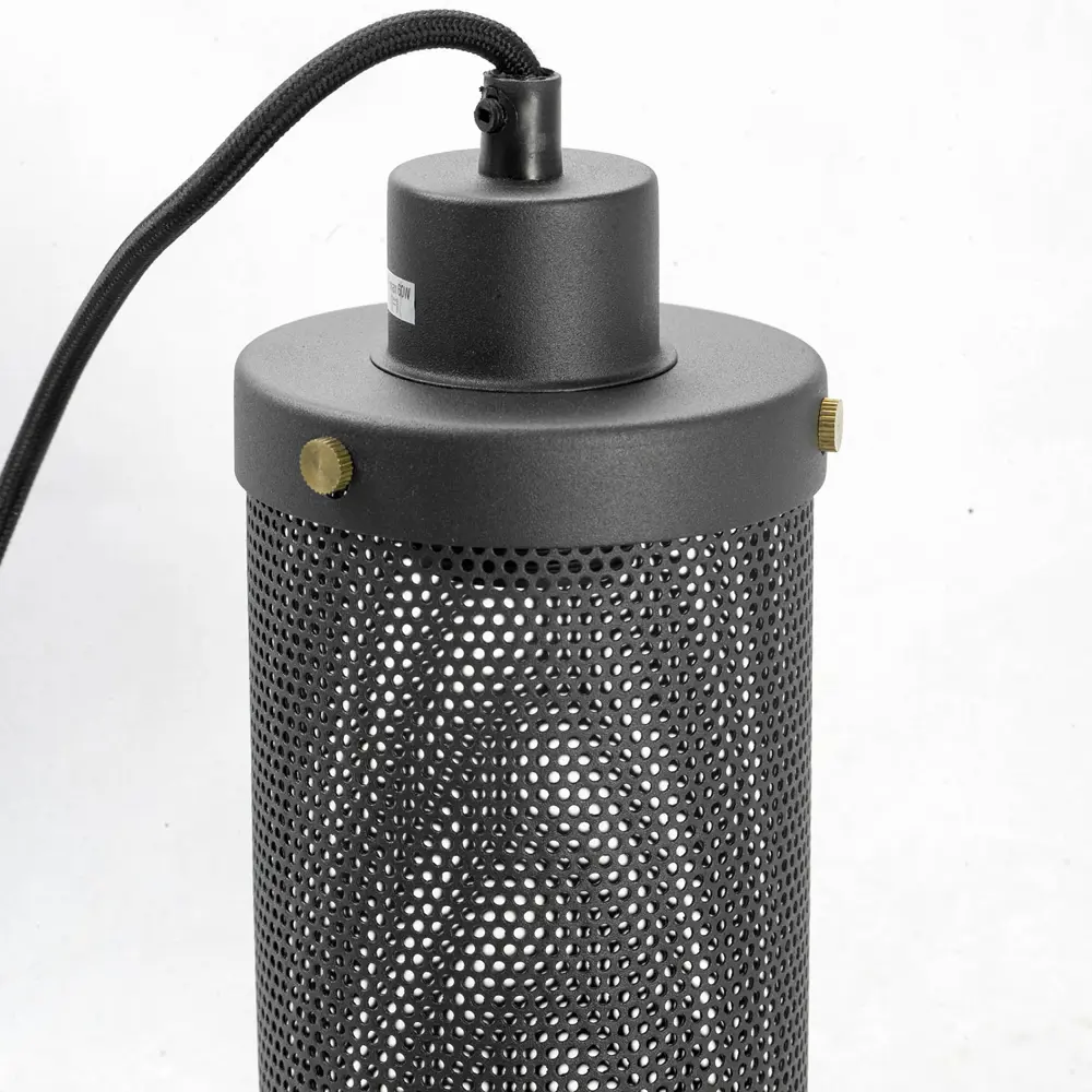 Фото 3 Светильник подвесной Люссоле Freeport Sy2769 1 лампа 8.75 м² цвет черный Фото 3 Светильник подвесной Люссоле Freeport Sy2769 1 лампа 8.75 м² цвет черный