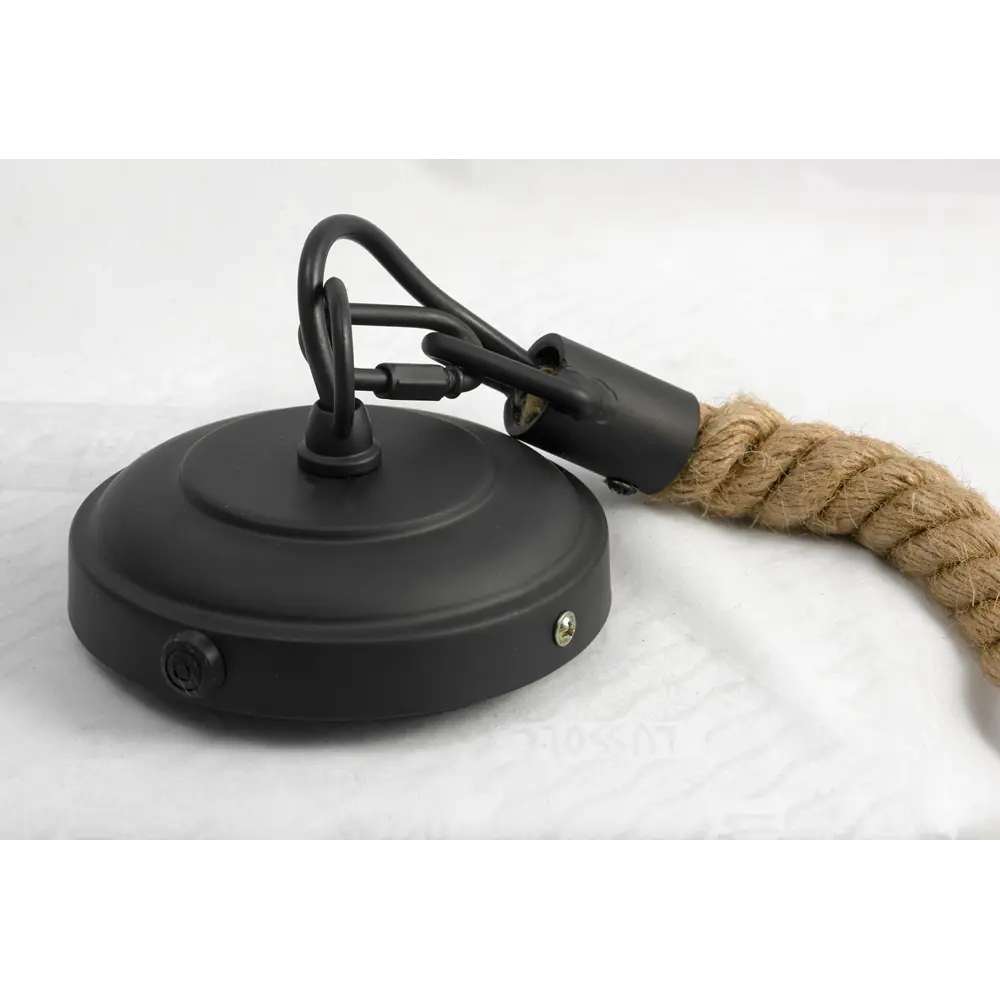 Фото 3 Светильник подвесной Люссоле Hempstead Sy7669 1 лампа 8.75 м² цвет черный Фото 3 Светильник подвесной Люссоле Hempstead Sy7669 1 лампа 8.75 м² цвет черный