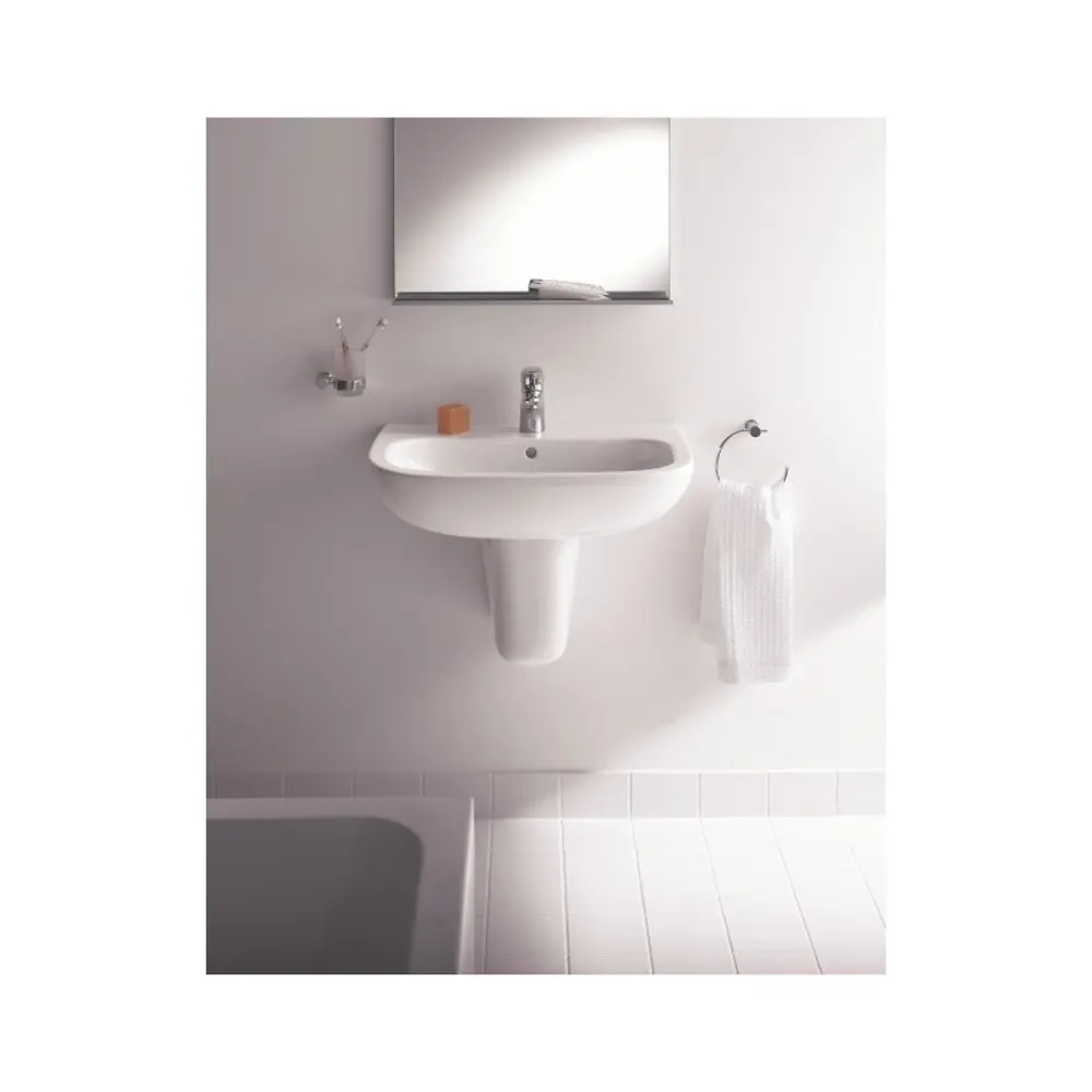 Фото 2 Раковина подвесная Duravit d-code 07054500002 45см цвет белый Фото 2 Раковина подвесная Duravit d-code 07054500002 45см цвет белый