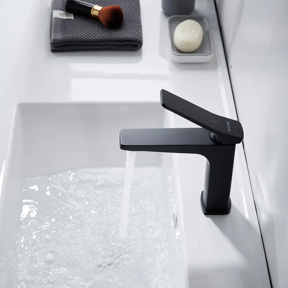 Фото 4 Смеситель для раковины Shevanik S4601H однорычажный черный