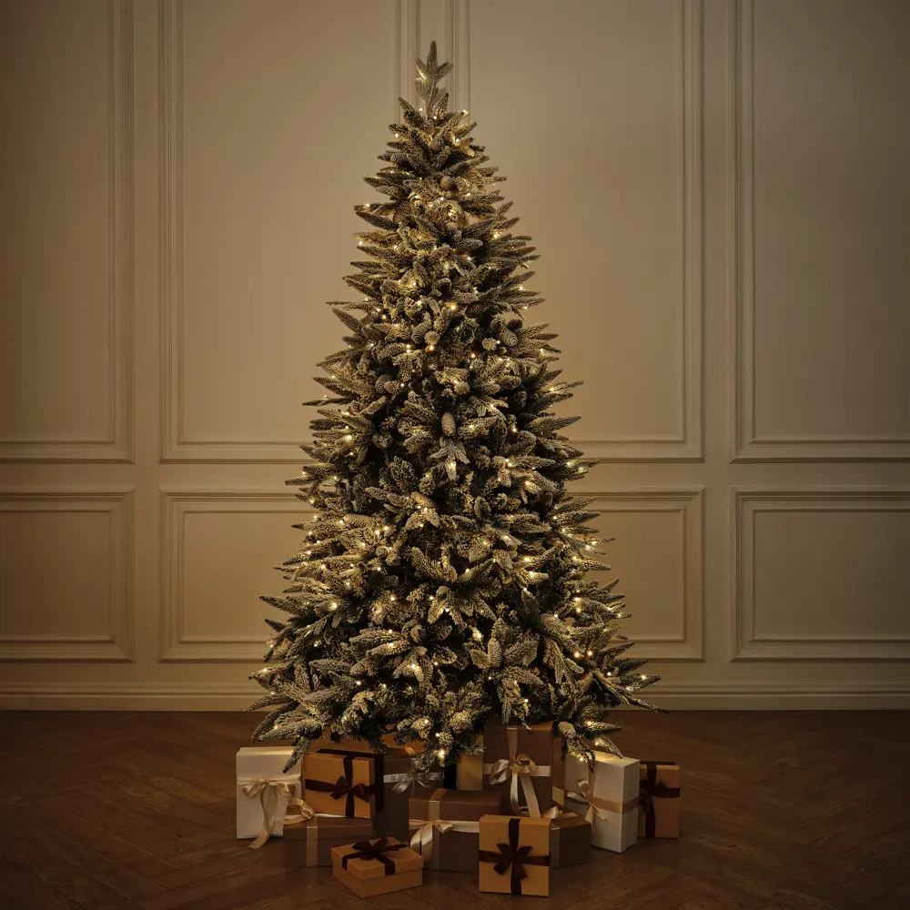 Фото 3 Ель новогодняя искусственная Binoshe Ile Grande LED 870 заснеженная с шишкой и подсветкой 270 см