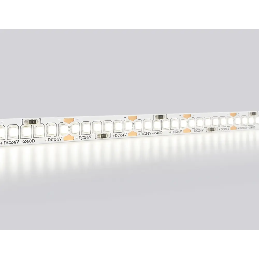 Фото 2 Светодиодная лента Ambrella light Gs3402 240 диод/м 20 Вт/м 24 В IP20 5 м нейтральный белый свет Фото 2 Светодиодная лента Ambrella light Gs3402 240 диод/м 20 Вт/м 24 В IP20 5 м нейтральный белый свет