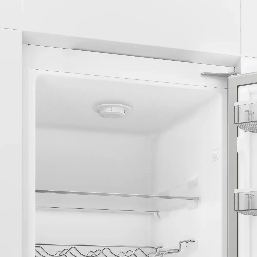 Фото 2 Встраиваемый холодильник Hotpoint HBDR 18 54x177.5 см цвет белый Фото 2 Встраиваемый холодильник Hotpoint HBDR 18 54x177.5 см цвет белый