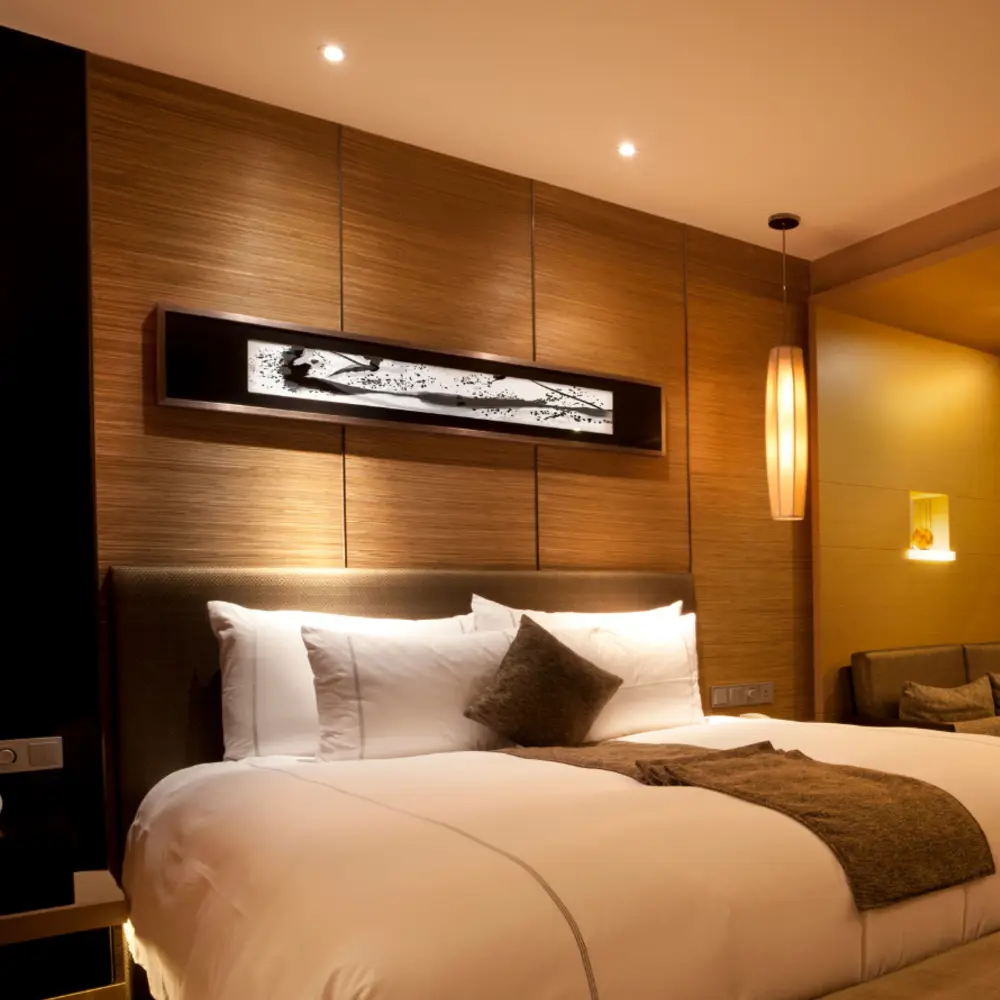 Фото 4 Набор ламп светодиодных Osram GX70 170-240 175-250 В 20 Вт диск матовый 2000 Лм теплый белый (желтый) свет 10 шт