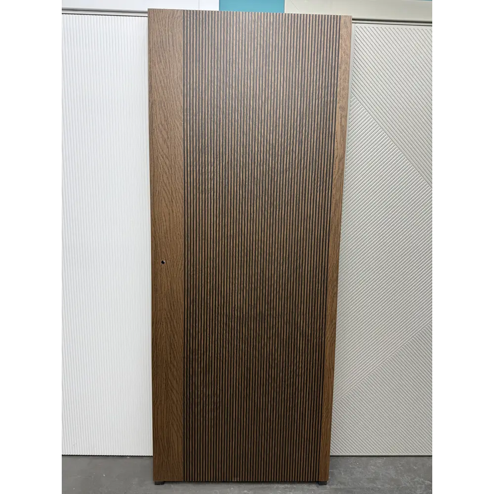 Фото 3 Дверь межкомнатная Wanmark Синди-5 глухая 55х190см цвет орех текстурированный с врезкой с замком и петлями Фото 3 Дверь межкомнатная Wanmark Синди-5 глухая 55х190см цвет орех текстурированный с врезкой с замком и петлями