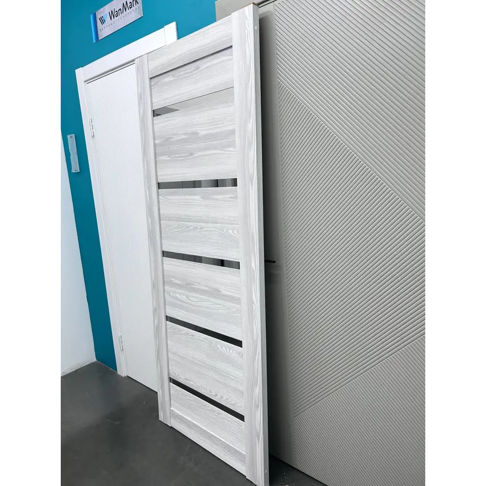 Фото 4 Межкомнатная дверь Wanmark D1 остеклённая 190x60см ПВХ цвет ясень ривьера айс