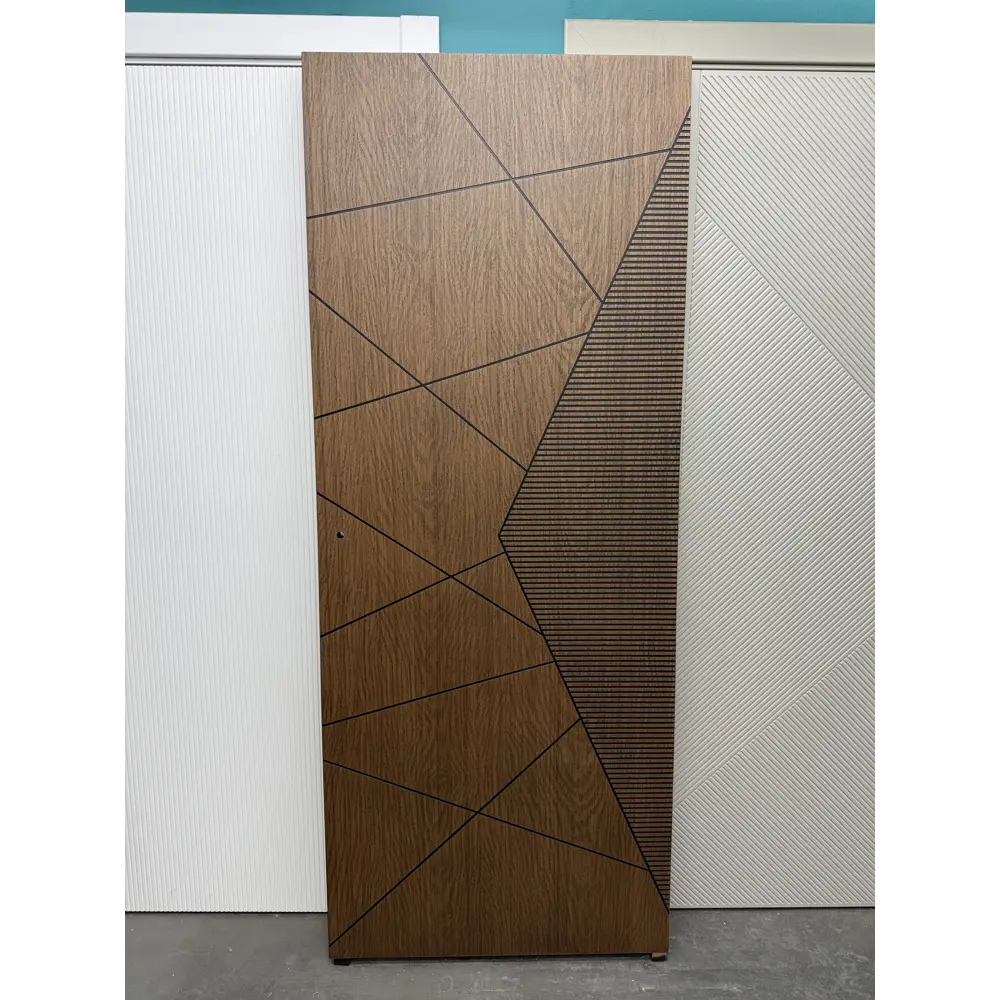 Фото 3 Дверь межкомнатная Wanmark Синди-2 глухая 80х200см шпон цвет коричневый с врезкой с замком и петлями Фото 3 Дверь межкомнатная Wanmark Синди-2 глухая 80х200см шпон цвет коричневый с врезкой с замком и петлями