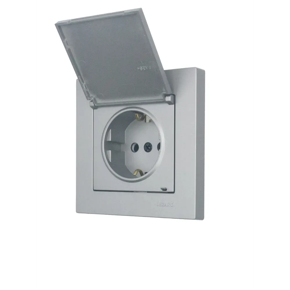 Фото 7 Розетка встраиваемая Lezard Vesna с заземлением с крышкой IP44 цвет платина