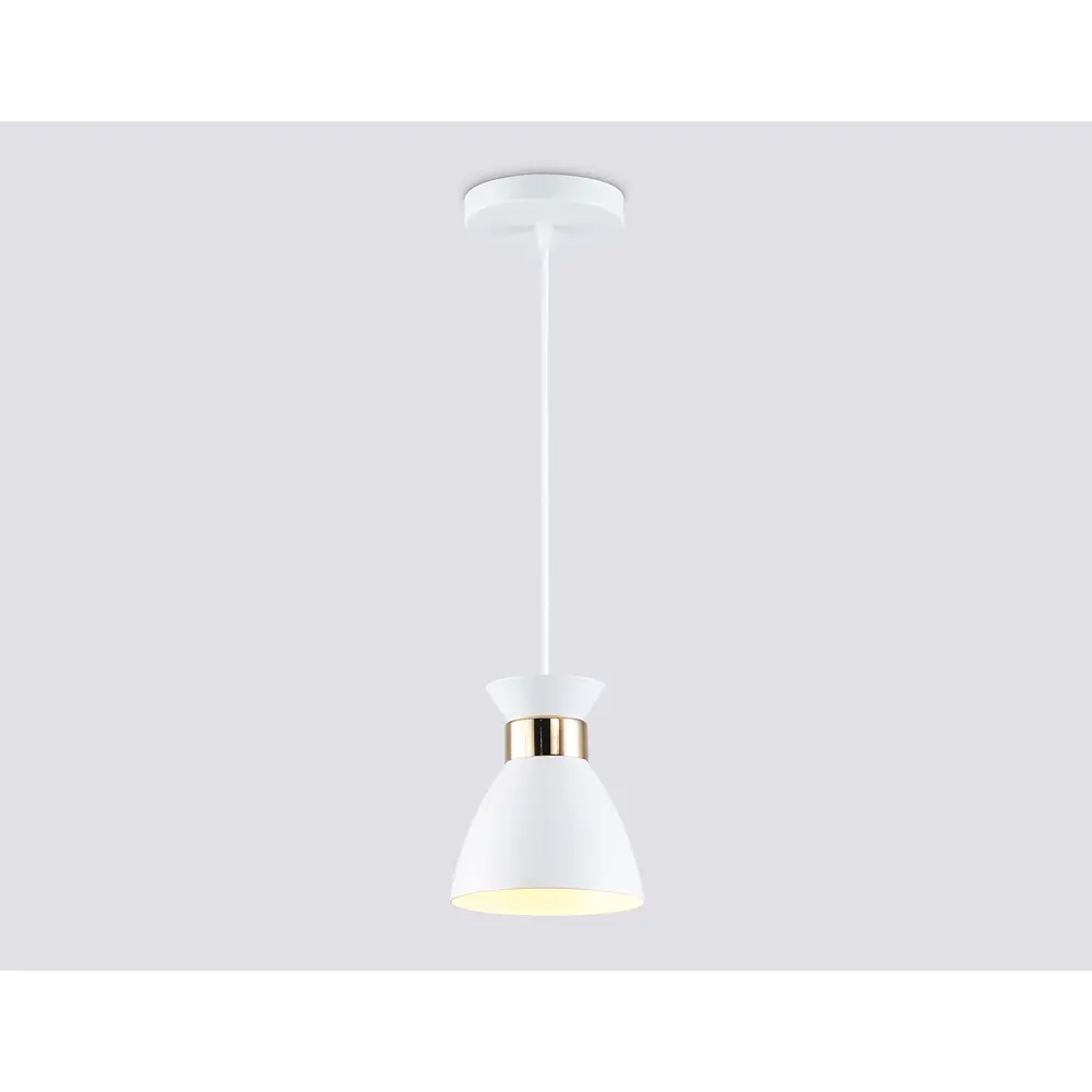 Фото 2 Светильник подвесной Ambrella light Traditional Tr8465 1 лампа 4 м² цвет белый/золото Фото 2 Светильник подвесной Ambrella light Traditional Tr8465 1 лампа 4 м² цвет белый/золото