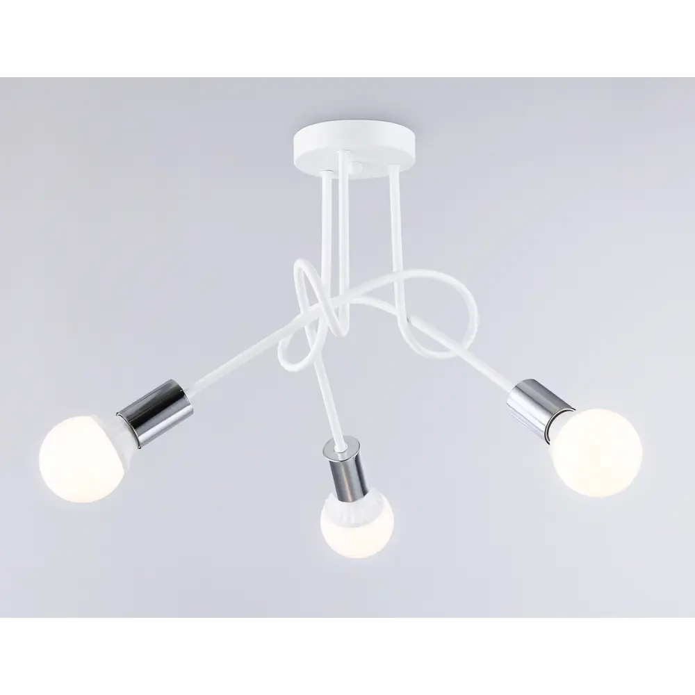 Фото 2 Люстра потолочная Ambrella light Traditional Tr80414 3 лампы 10 м² цвет хром белый Фото 2 Люстра потолочная Ambrella light Traditional Tr80414 3 лампы 10 м² цвет хром белый