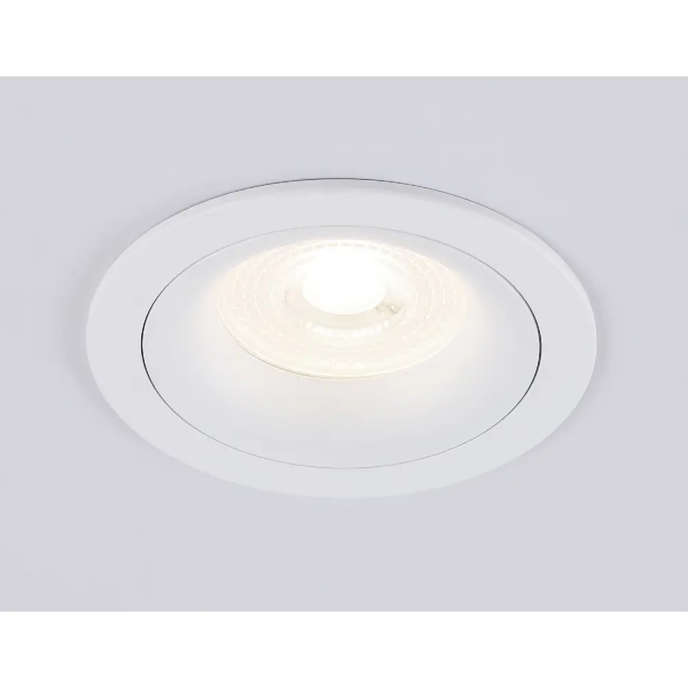 Фото 5 Светильник точечный встраиваемый Ambrella Light Standard tech Tn102721 под отверстие 80 мм GU5.3 цвет белый Фото 5 Светильник точечный встраиваемый Ambrella Light Standard tech Tn102721 под отверстие 80 мм GU5.3 цвет белый