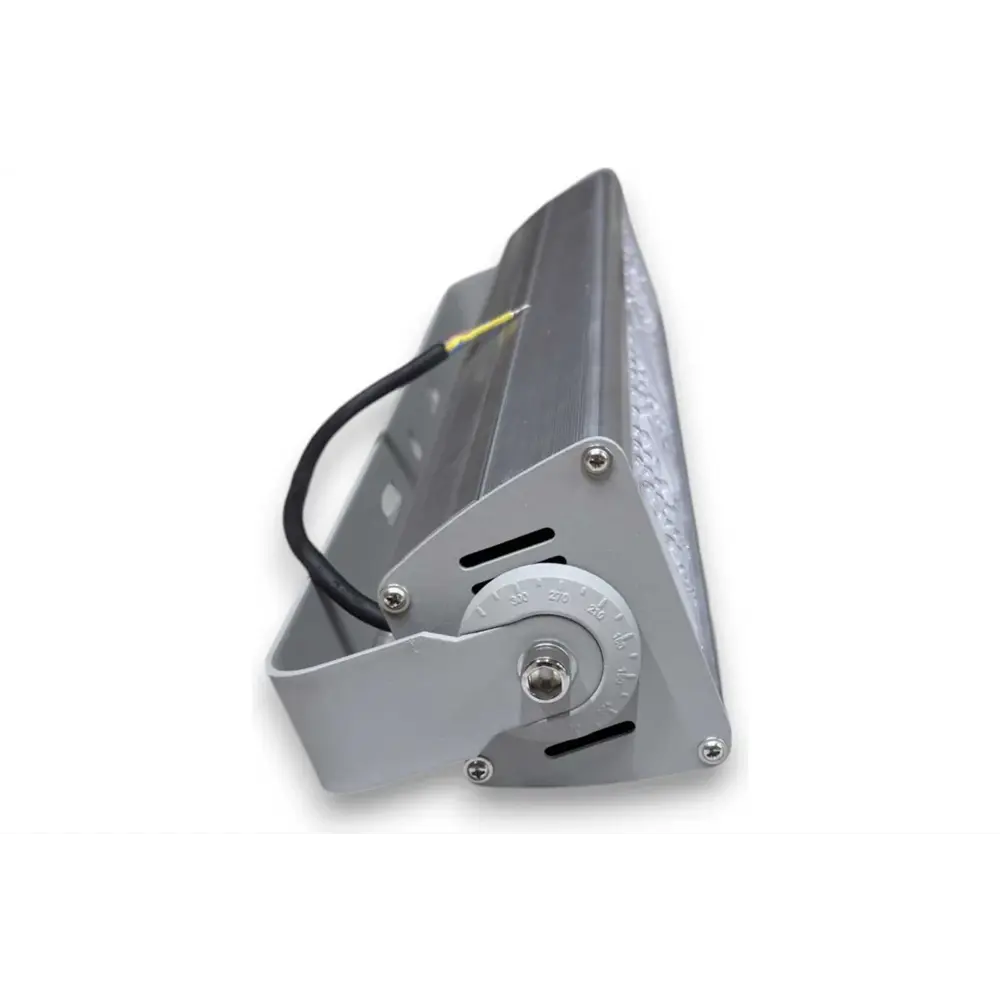 Фото 3 Прожектор линейный уличный Kraso St-100 100 Вт 5000 К IP67 нейтральный белый свет