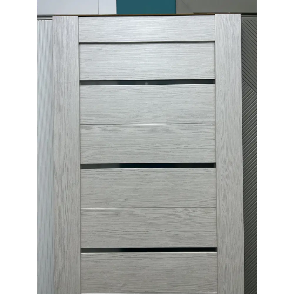 Фото 6 Комплект межкомнатной двери Wanmark Квадро-05 остеклённая 200x70см ПВХ цвет белый с коробом и наличниками