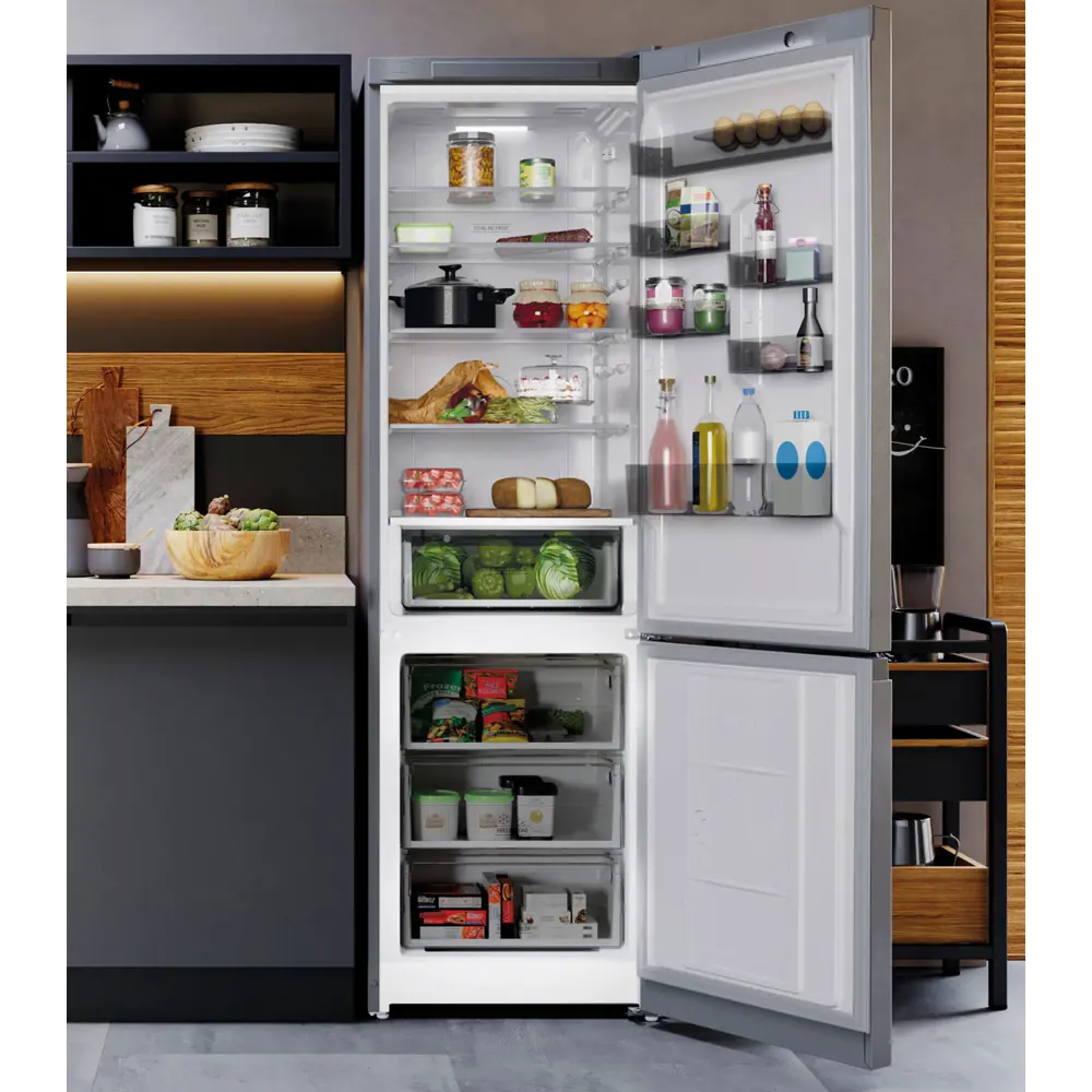 Фото 5 Отдельностоящий холодильник Hotpoint HT 6200 S 60x200 см цвет серебристый Фото 5 Отдельностоящий холодильник Hotpoint HT 6200 S 60x200 см цвет серебристый