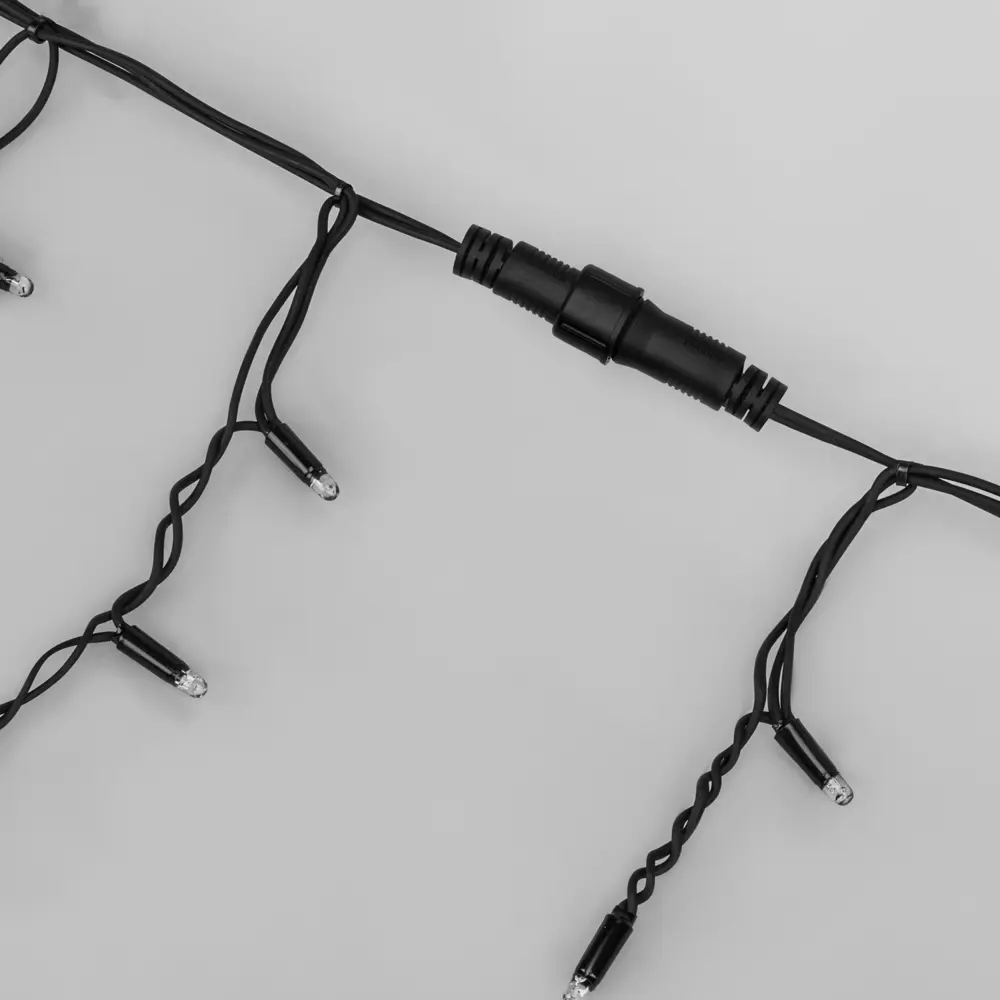 Фото 5 Электрогирлянда уличная Neon-Night Бахрома 3 м 200 ламп цвет разноцветный Фото 5 Электрогирлянда уличная Neon-Night Бахрома 3 м 200 ламп цвет разноцветный