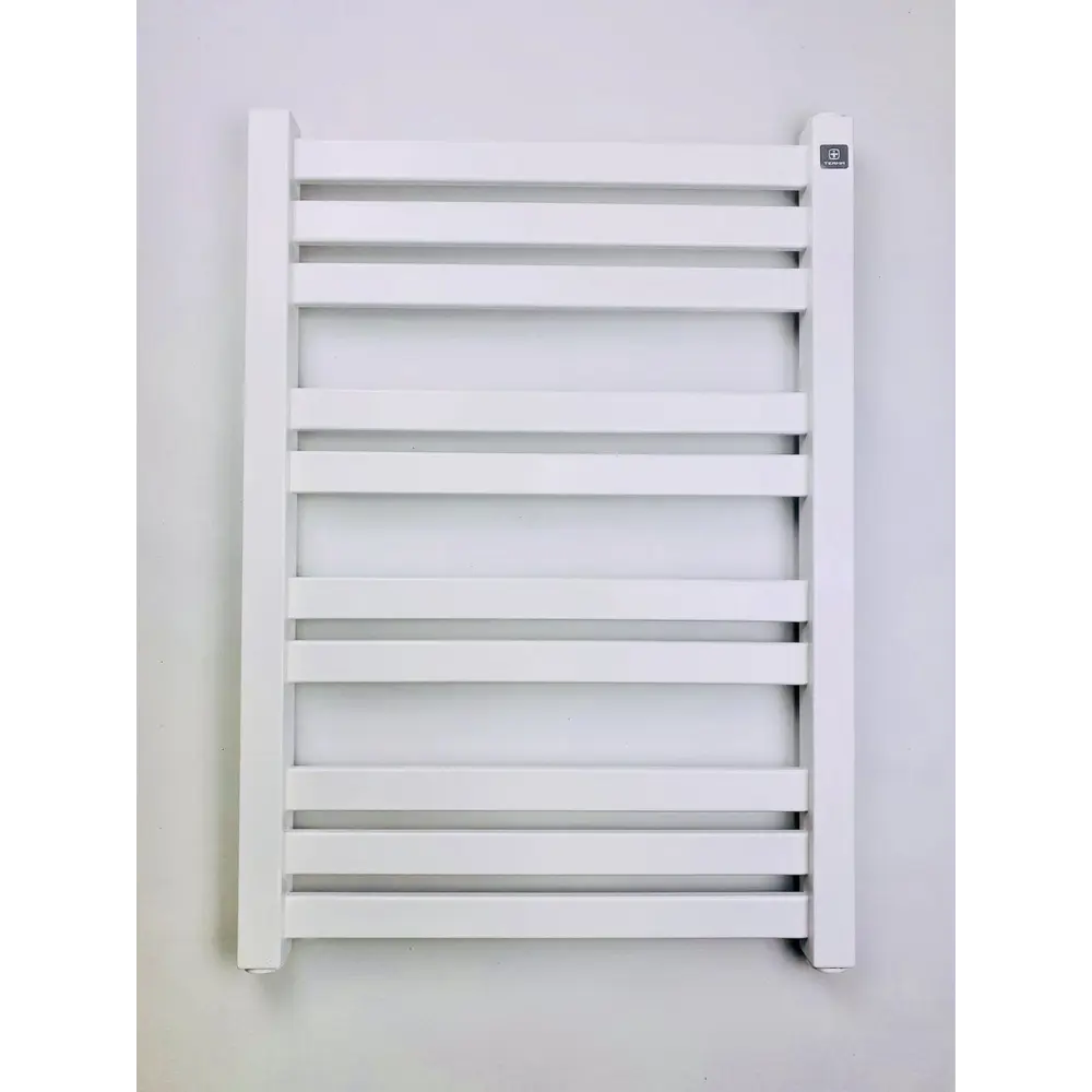 Фото Полотенцесушитель электрический Terma Marlin W 530x600 мм 301 Вт с терморегулятором Лесенка цвет белый матовый Фото Полотенцесушитель электрический Terma Marlin W 530x600 мм 301 Вт с терморегулятором Лесенка цвет белый матовый