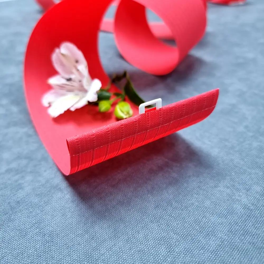 Фото 3 Ламели для вертикальных жалюзи Бинар Лайн 180 см полиэстер цвет красный 10 шт Фото 3 Ламели для вертикальных жалюзи Бинар Лайн 180 см полиэстер цвет красный 10 шт