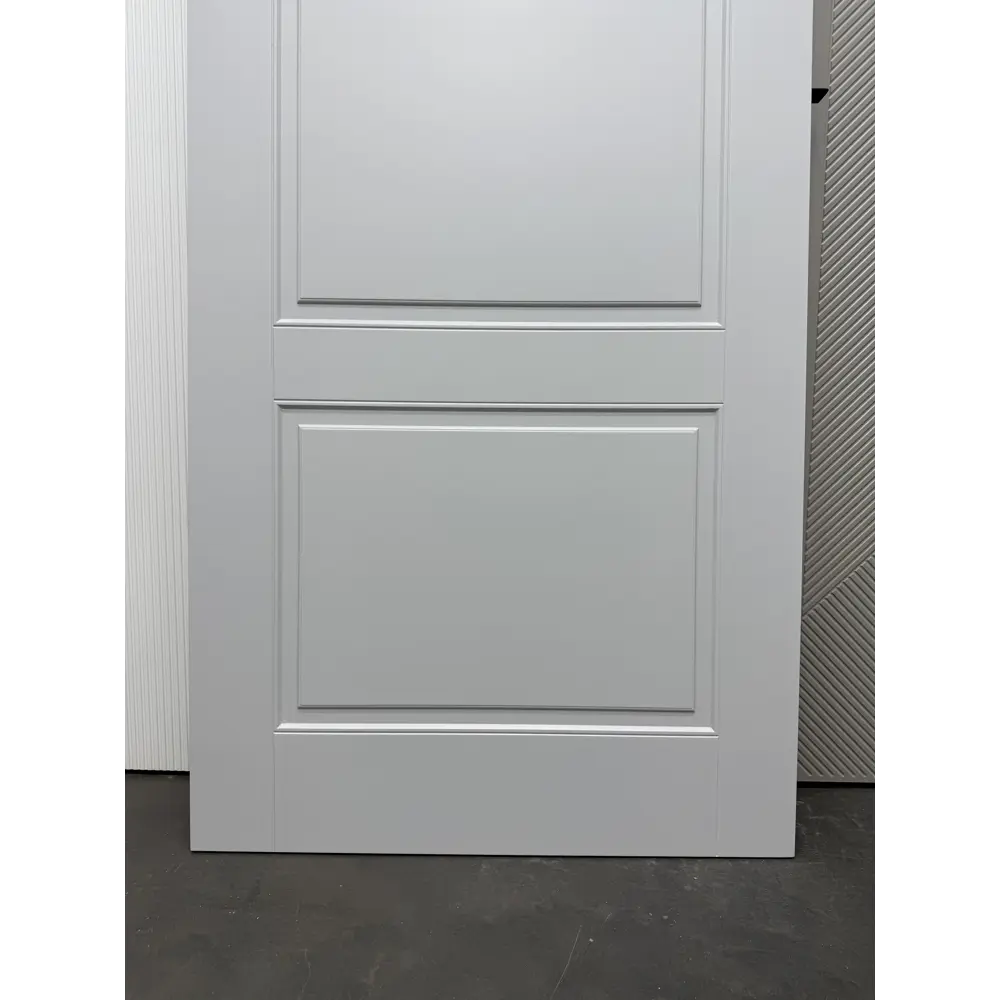 Фото 7 Комплект межкомнатной двери Wanmark Скай-2 глухая 190x55см эмаль тон 7047 с коробом и наличниками Фото 7 Комплект межкомнатной двери Wanmark Скай-2 глухая 190x55см эмаль тон 7047 с коробом и наличниками