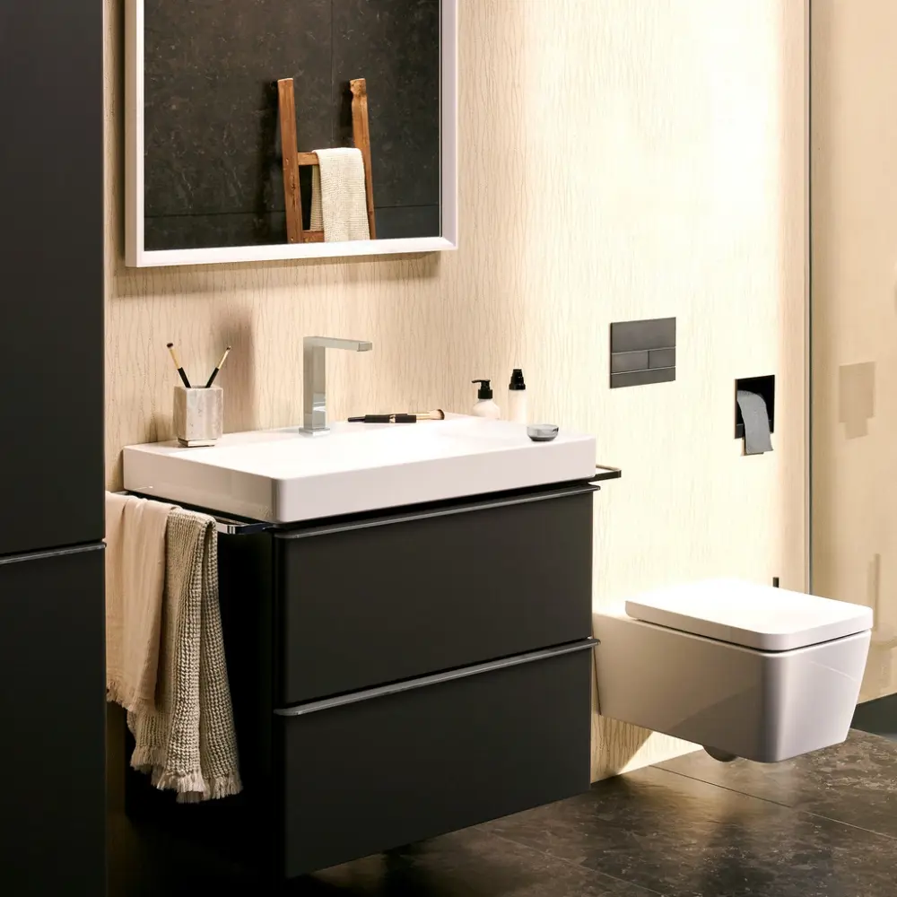 Фото 2 Смеситель для раковины Hansgrohe 73053000 бесконтактный цвет хром Фото 2 Смеситель для раковины Hansgrohe 73053000 бесконтактный цвет хром