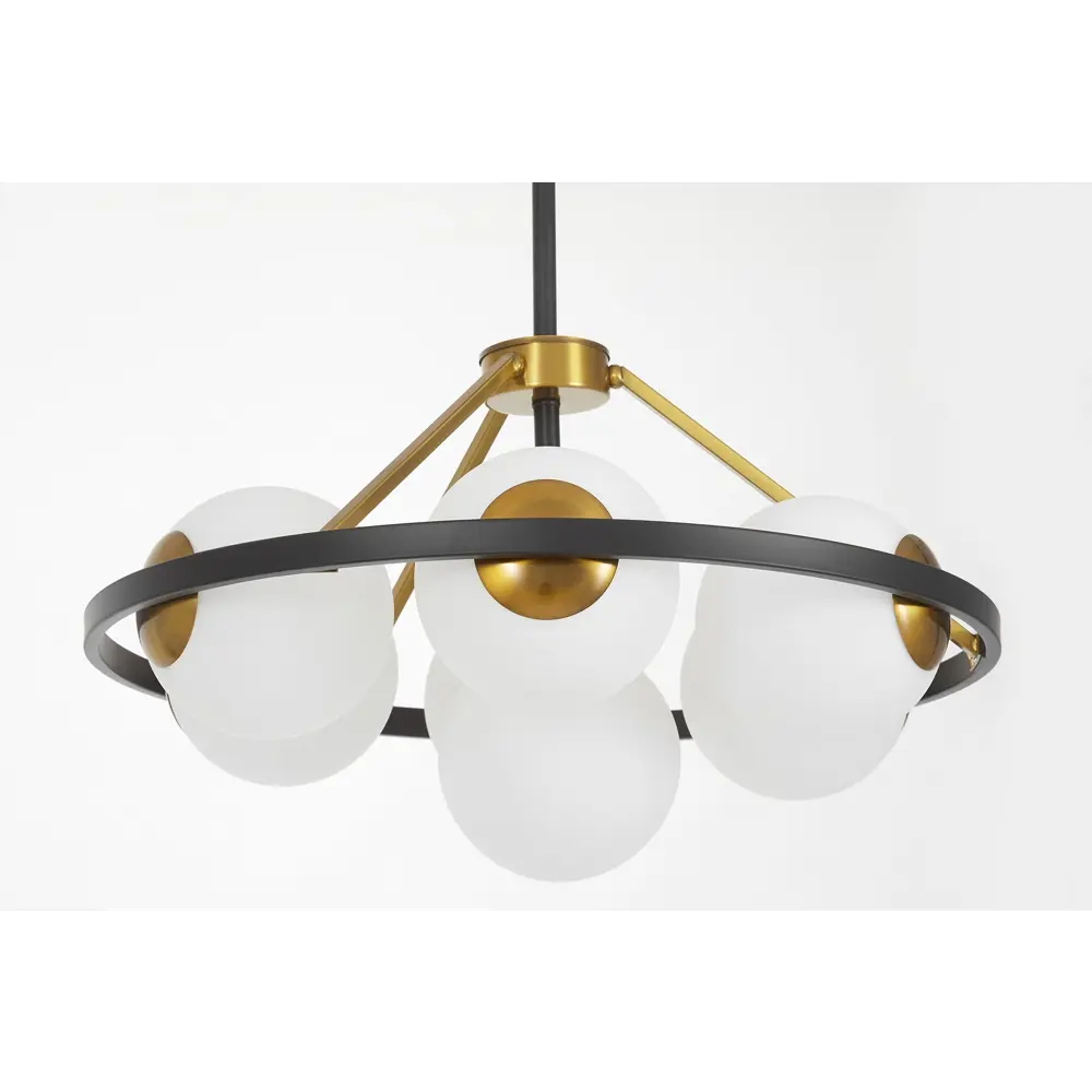 Фото 2 Люстра на штанге Lumina deco Donzano Ldp 8034-7 bk+wt 7 ламп 17 м² цвет белый/черный Фото 2 Люстра на штанге Lumina deco Donzano Ldp 8034-7 bk+wt 7 ламп 17 м² цвет белый/черный