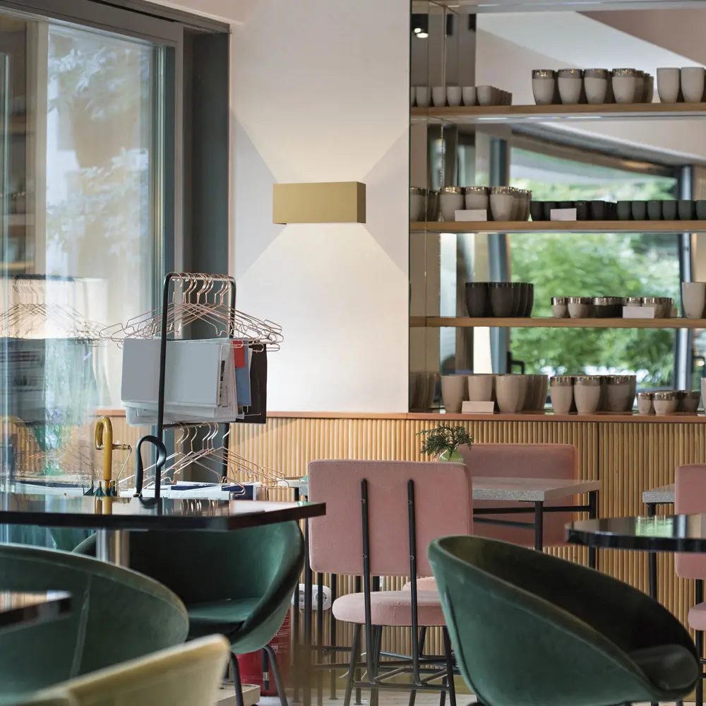 Фото 4 Светильник уличный настенный светодиодный Mantra Davos Mn_9224 24 Вт IP54 цвет жёлтый/золотой Фото 4 Светильник уличный настенный светодиодный Mantra Davos Mn_9224 24 Вт IP54 цвет жёлтый/золотой