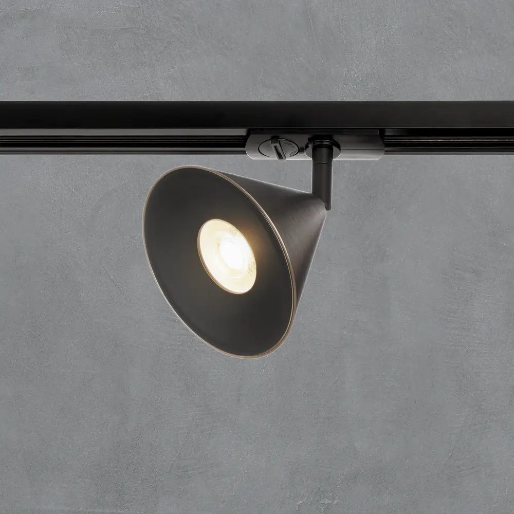 Фото 2 Трековый светильник спот Wolta WTL-GU10/08CH под лампу GU10 однофазный цвет хром Фото 2 Трековый светильник спот Wolta WTL-GU10/08CH под лампу GU10 однофазный цвет хром