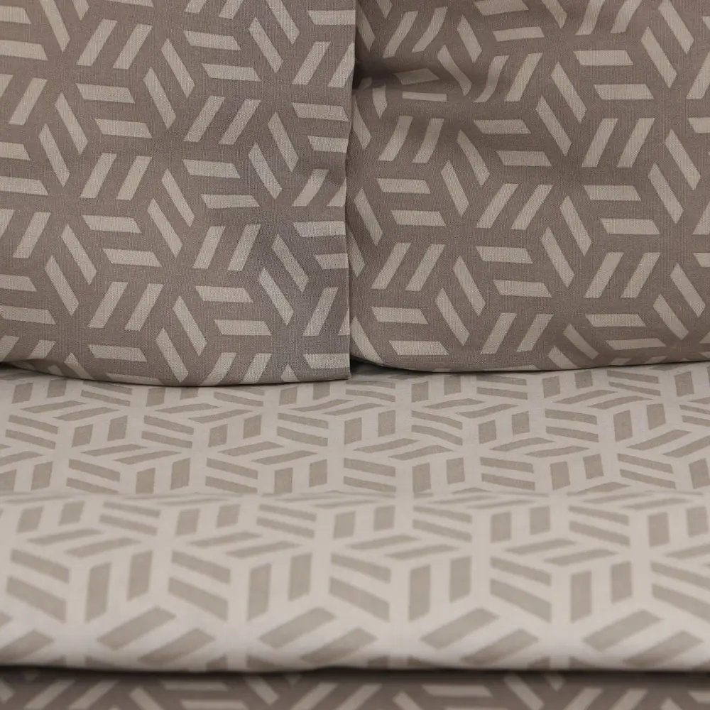 Фото 4 Комплект постельного белья Этель Cubo 9355440 хлопок 2-спальный наволочки 70 x 70- 2 шт цвет разноцветный Фото 4 Комплект постельного белья Этель Cubo 9355440 хлопок 2-спальный наволочки 70 x 70- 2 шт цвет разноцветный