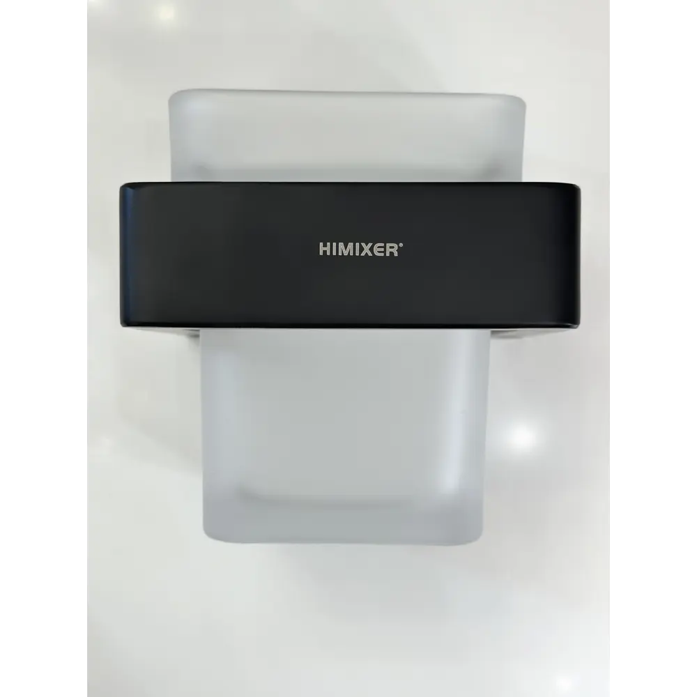 Фото 4 Набор для ванной комнаты настенный Himixer 65905150MB держатель для туалетной бумаги и полотенец, полка стеклянная, ершик для унитаза черный матовый Фото 4 Набор для ванной комнаты настенный Himixer 65905150MB держатель для туалетной бумаги и полотенец, полка стеклянная, ершик для унитаза черный матовый